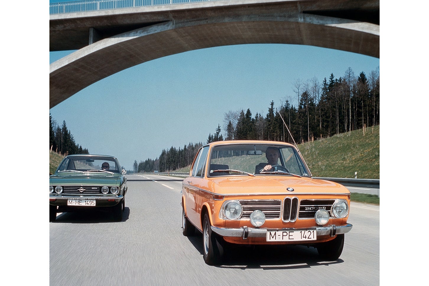 ビー・エム・ダブリュー 2002｜BMW 2002