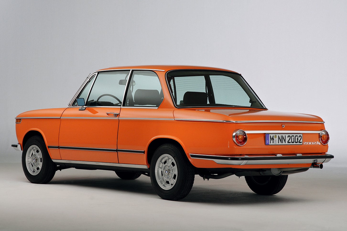 ビー・エム・ダブリュー 2002｜BMW 2002
