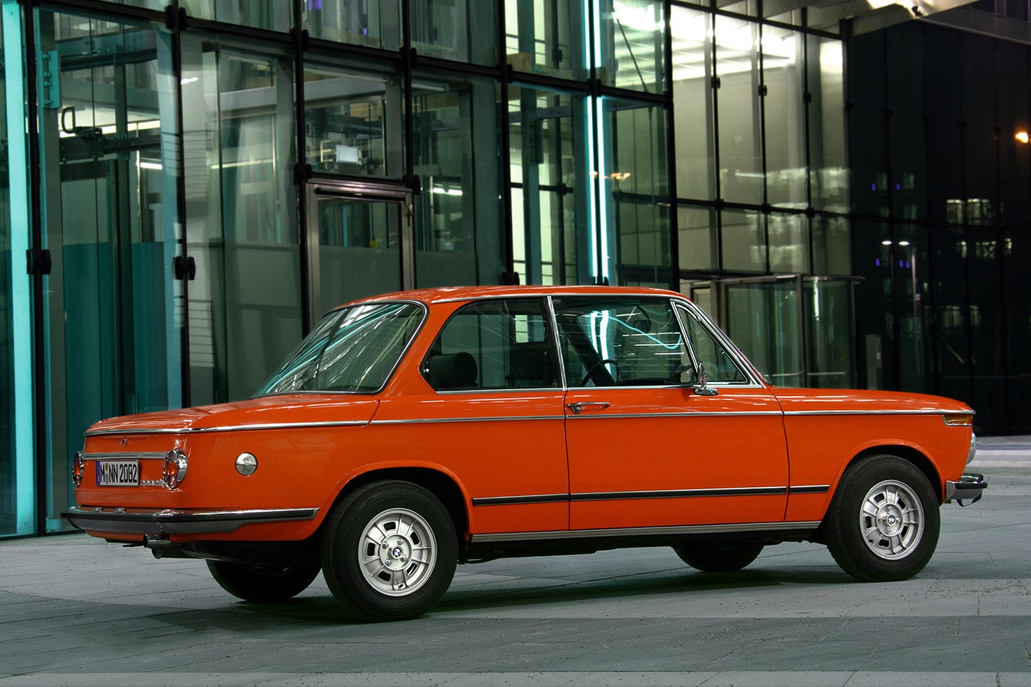 ビー・エム・ダブリュー 2002｜BMW 2002