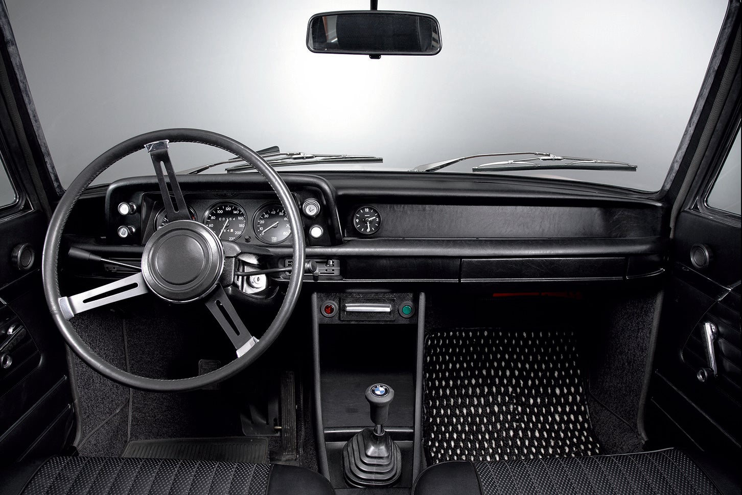 ビー・エム・ダブリュー 2002｜BMW 2002