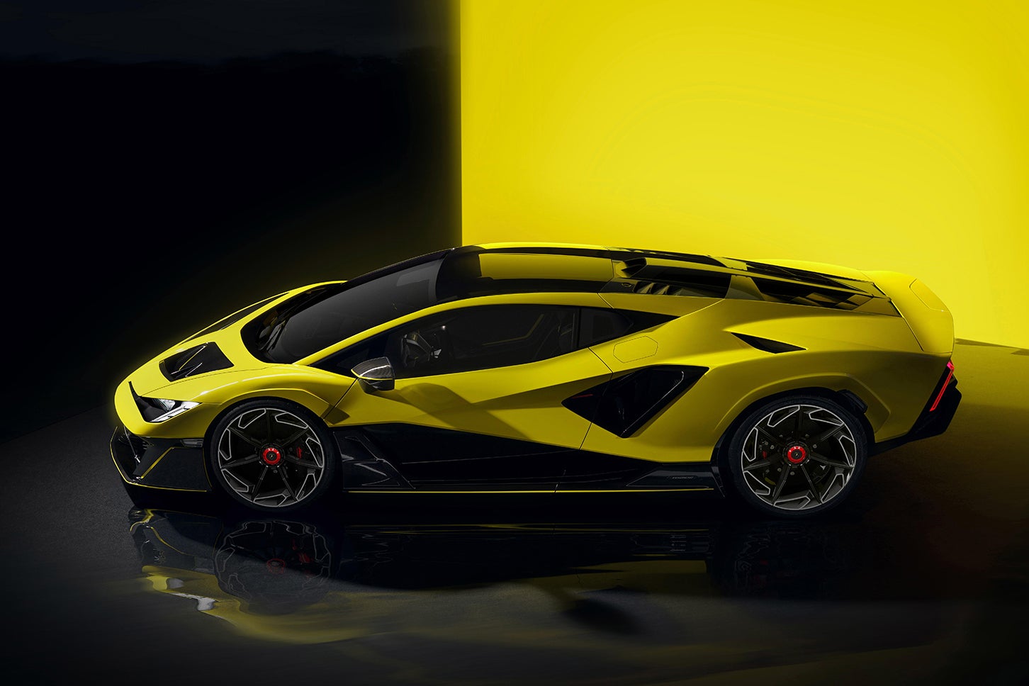 ランボルギーニ・フェノメノ|Lamborghini Fenomeno
