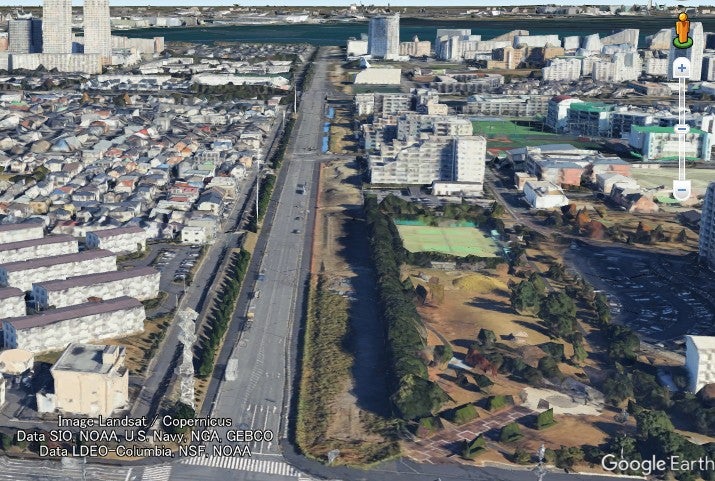 浦安市内にある、第二東京湾岸道路の整備候補地。広い道路幅が確保されている。