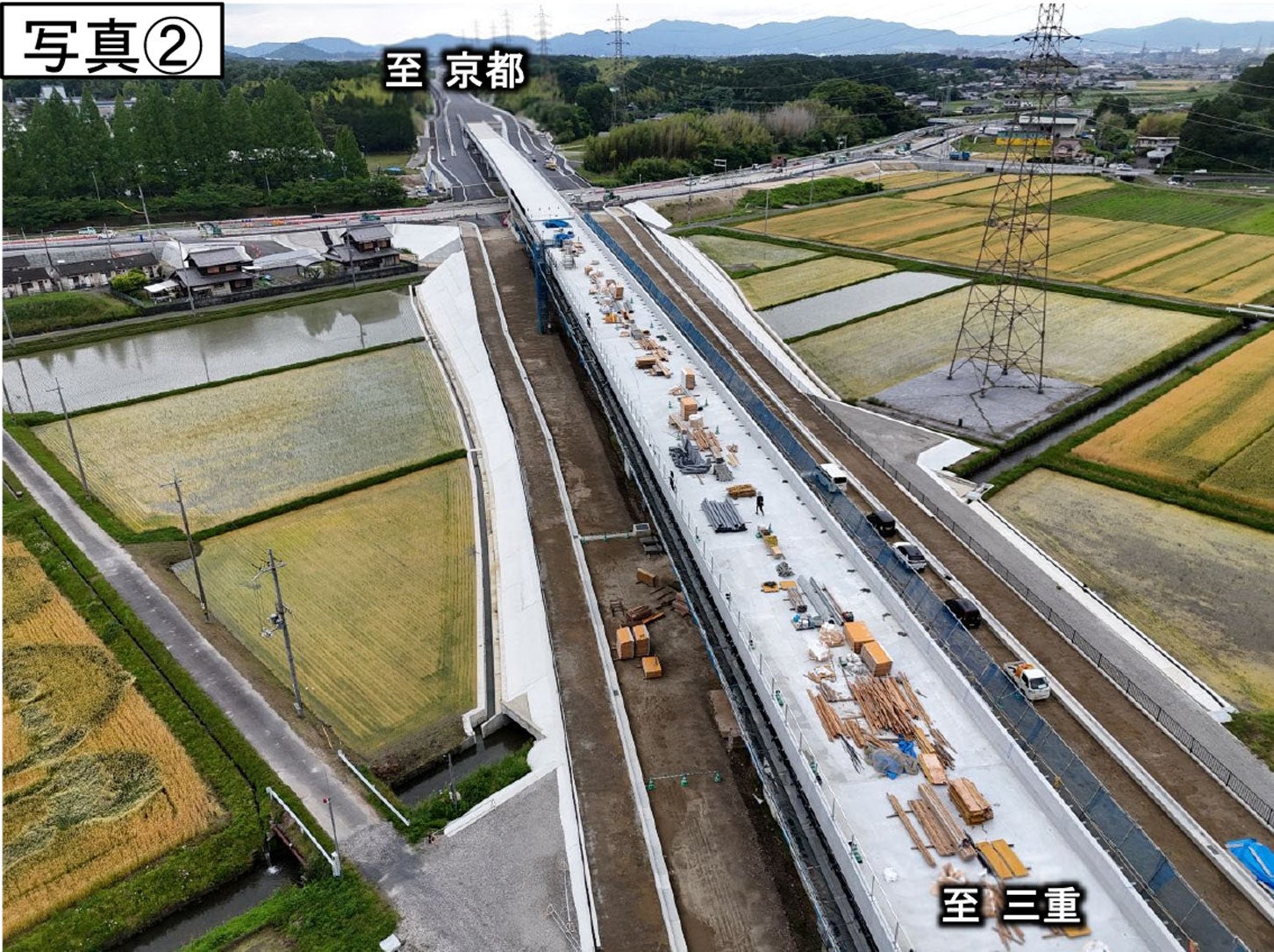 栗東水口道路Ⅰの栗東市上砥山付近。2025年6月撮影。