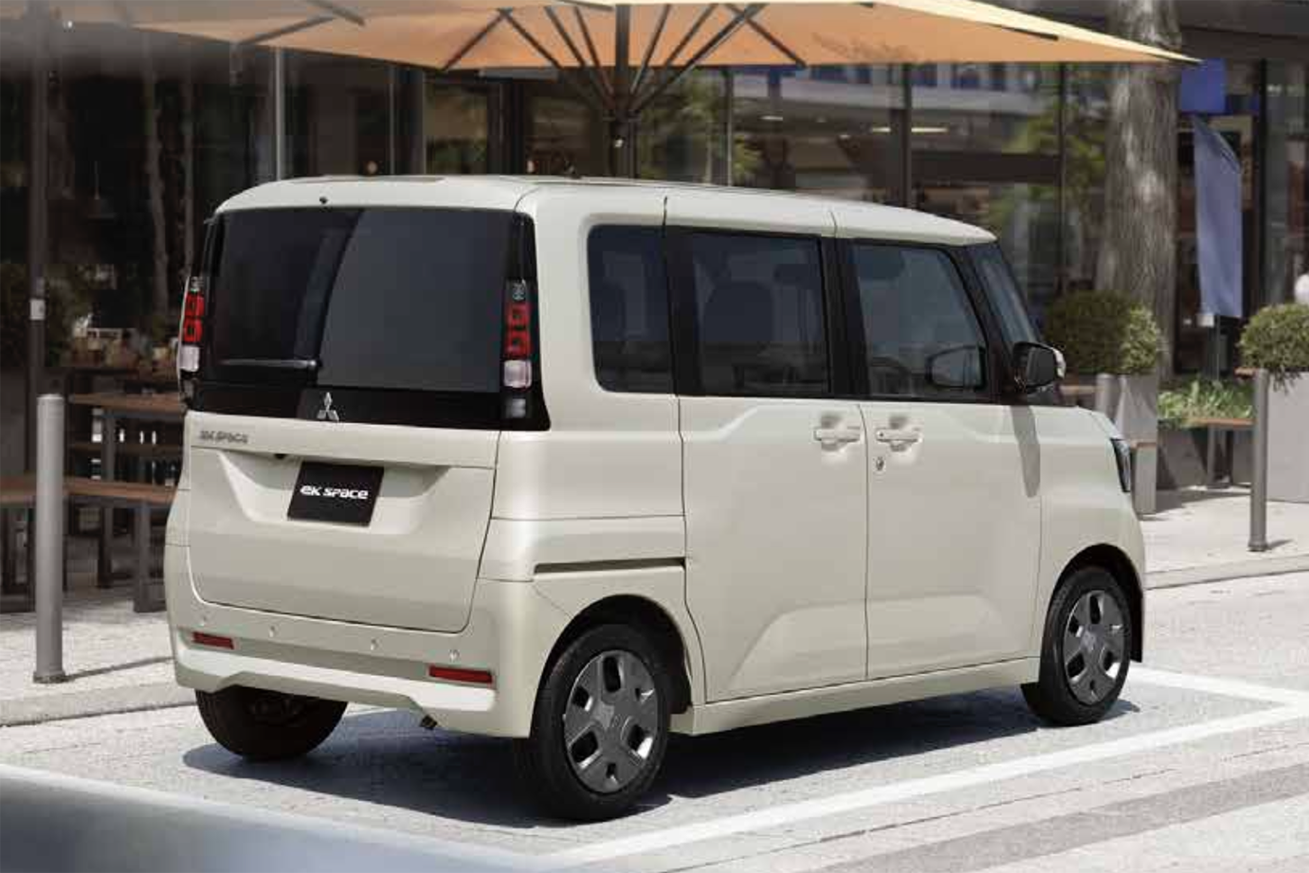 三菱eKスペース｜Mitsubishi eK Space
