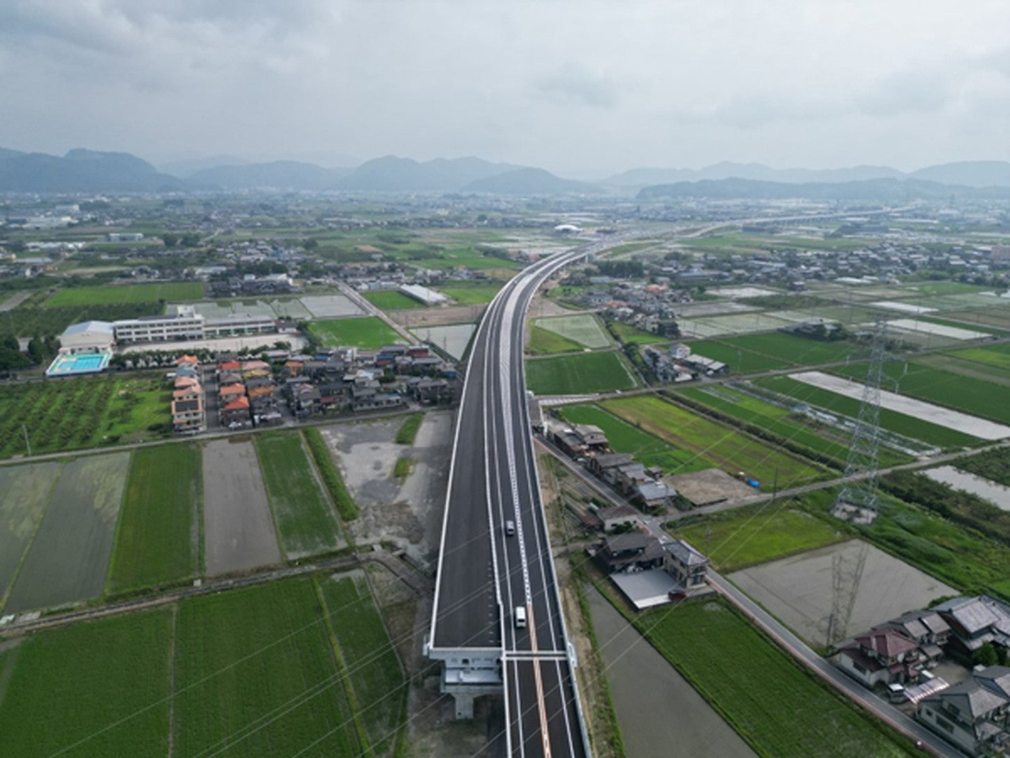 東海環状道 本巣IC～大野神戸IC（七五三高架橋）の様子。