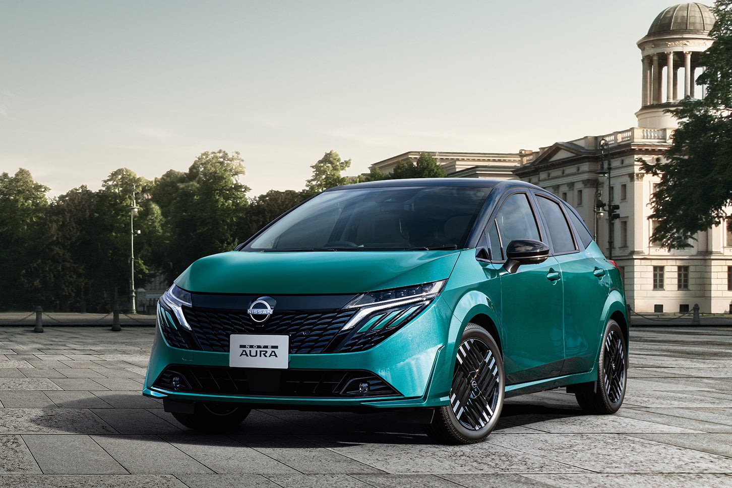 日産ノート オーラ｜Nissan Note Aura