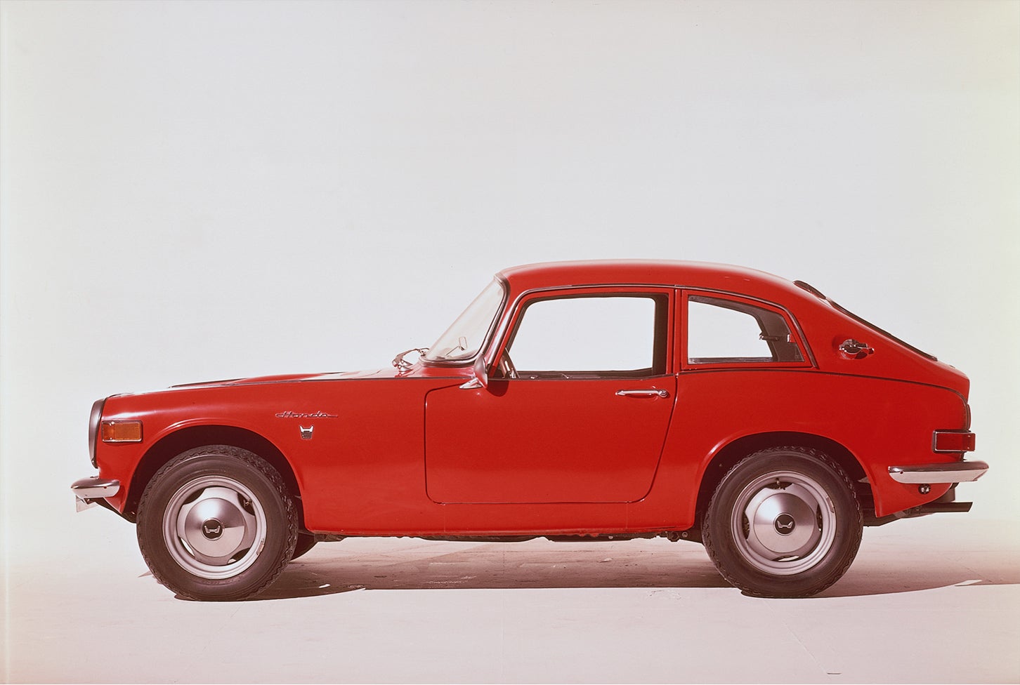 ホンダ S800 クーペ（スカーレット）｜Honda S800 Coupe