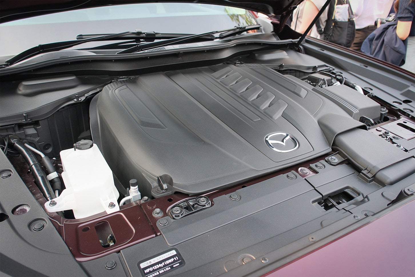 ミッドSUV CX-60&CX-80に搭載された直列6気筒ディーゼルエンジン SKYACTIV-D 3.3は、HVO燃料の理想的な燃焼が期待できる。
