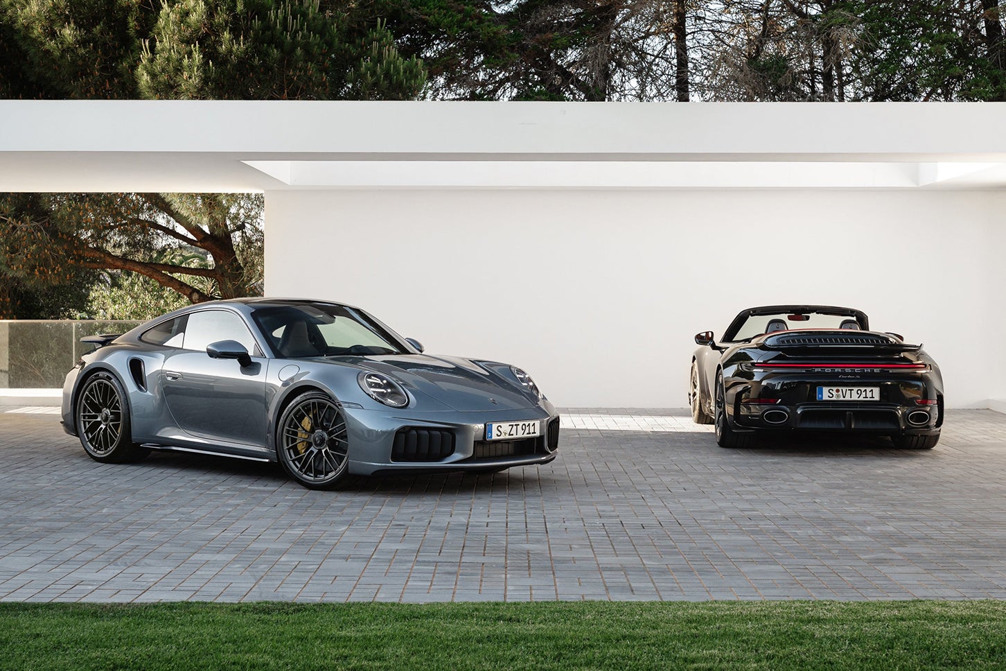 ポルシェ911ターボS & 911ターボSカブリオレ｜Porsche 911 Turbo S ＆ 911 Turbo S Cabriolet