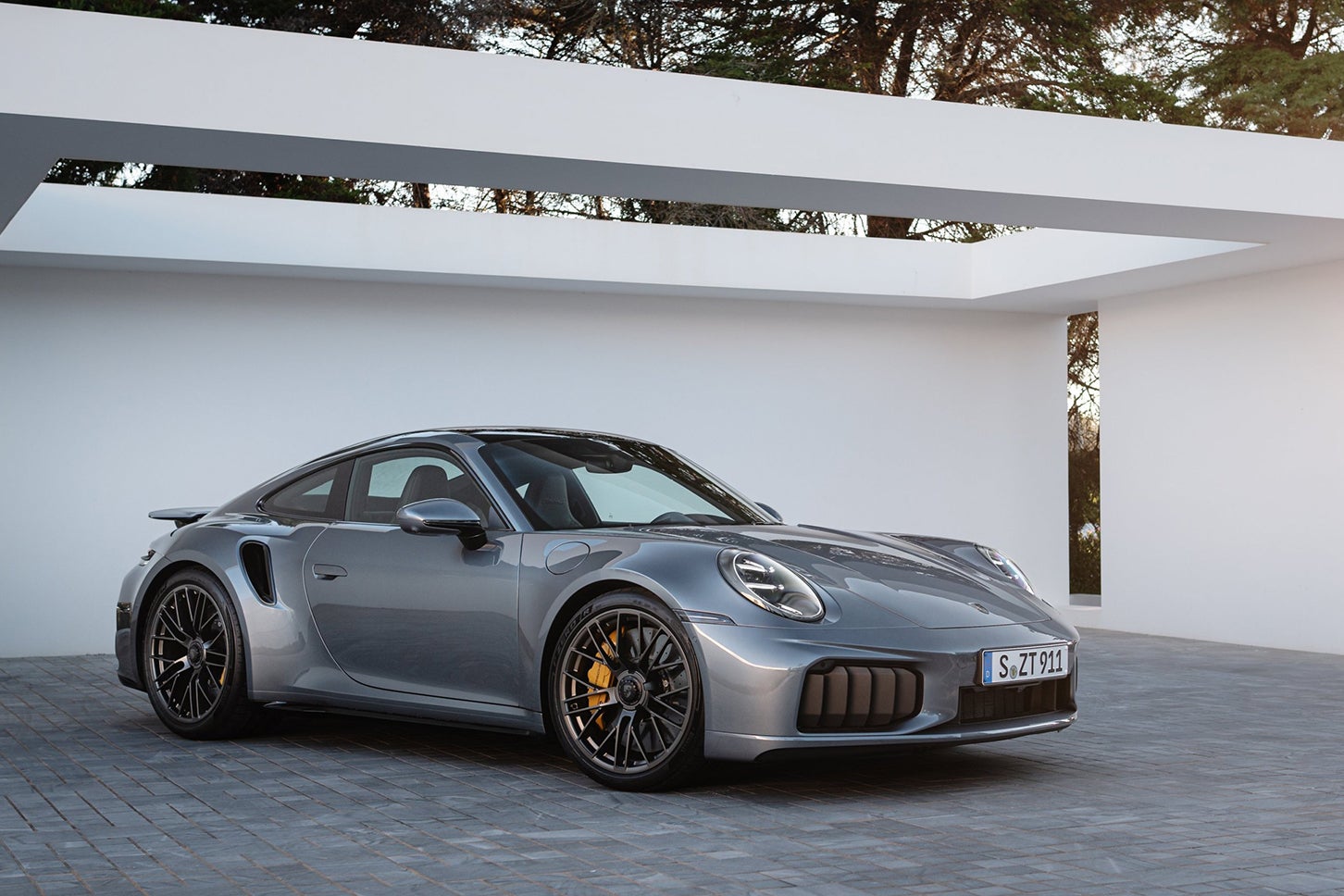 ポルシェ911ターボS｜Porsche 911 Turbo S