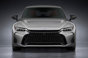 20250910-lexus-is-03-300x200.jpg