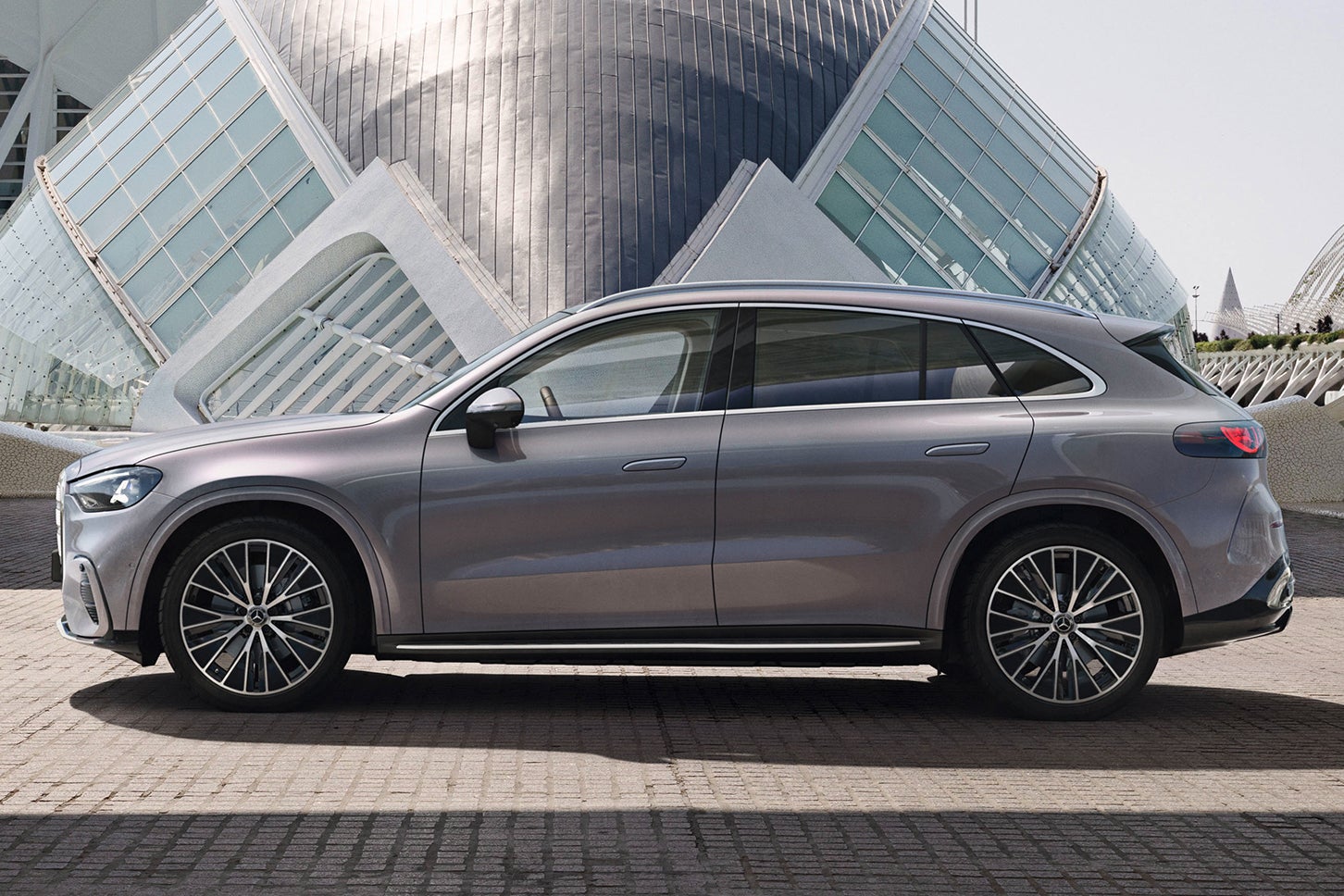 メルセデス・ベンツGLC 400 4マチック ウィズEQテクノロジー｜Mercedes-Benz GLC 400 4MATIC with EQ Technology