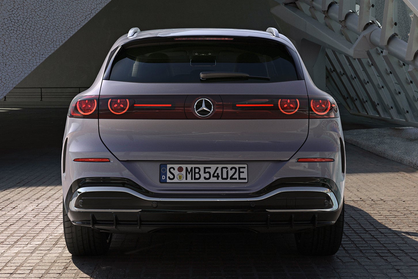 メルセデス・ベンツGLC 400 4マチック ウィズEQテクノロジー｜Mercedes-Benz GLC 400 4MATIC with EQ Technology