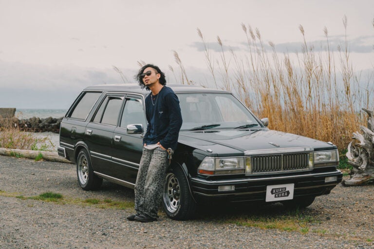 リョウタと愛車の「日産・セドリックワゴン（1994年式）」