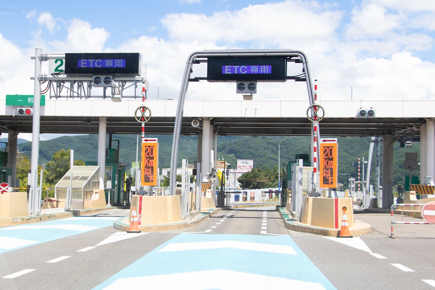 なぜETC専用化が進むのか？ 料金所のひみつ。【川辺謙一の「道路の科学」Vol.11】