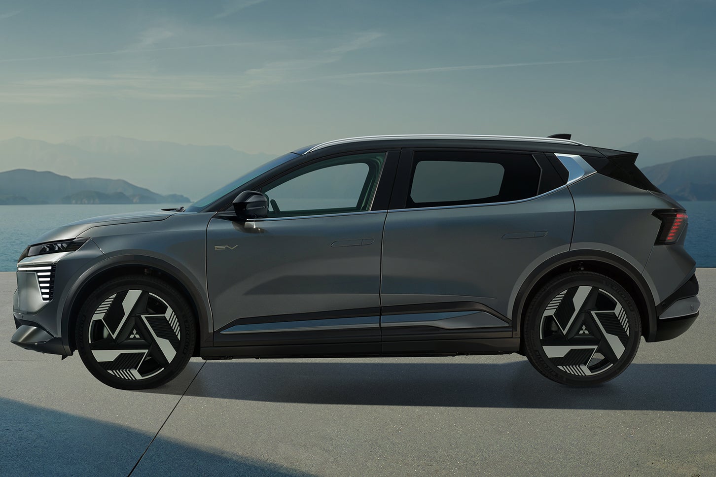 三菱エクリプス クロス｜Mitsubishi Eclipse Cross