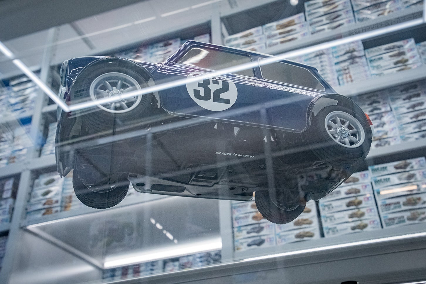 タミヤ 1/10 電動ラジオコントロールカー シリーズ ミニクーパー レーシング 1/10 電動RC組立キット ミニクーパーレーシング（M-05シャーシ