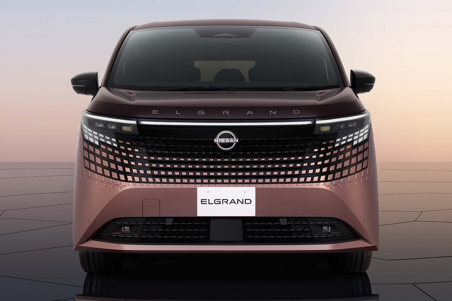 日産エルグランド｜Nissan Elgrand