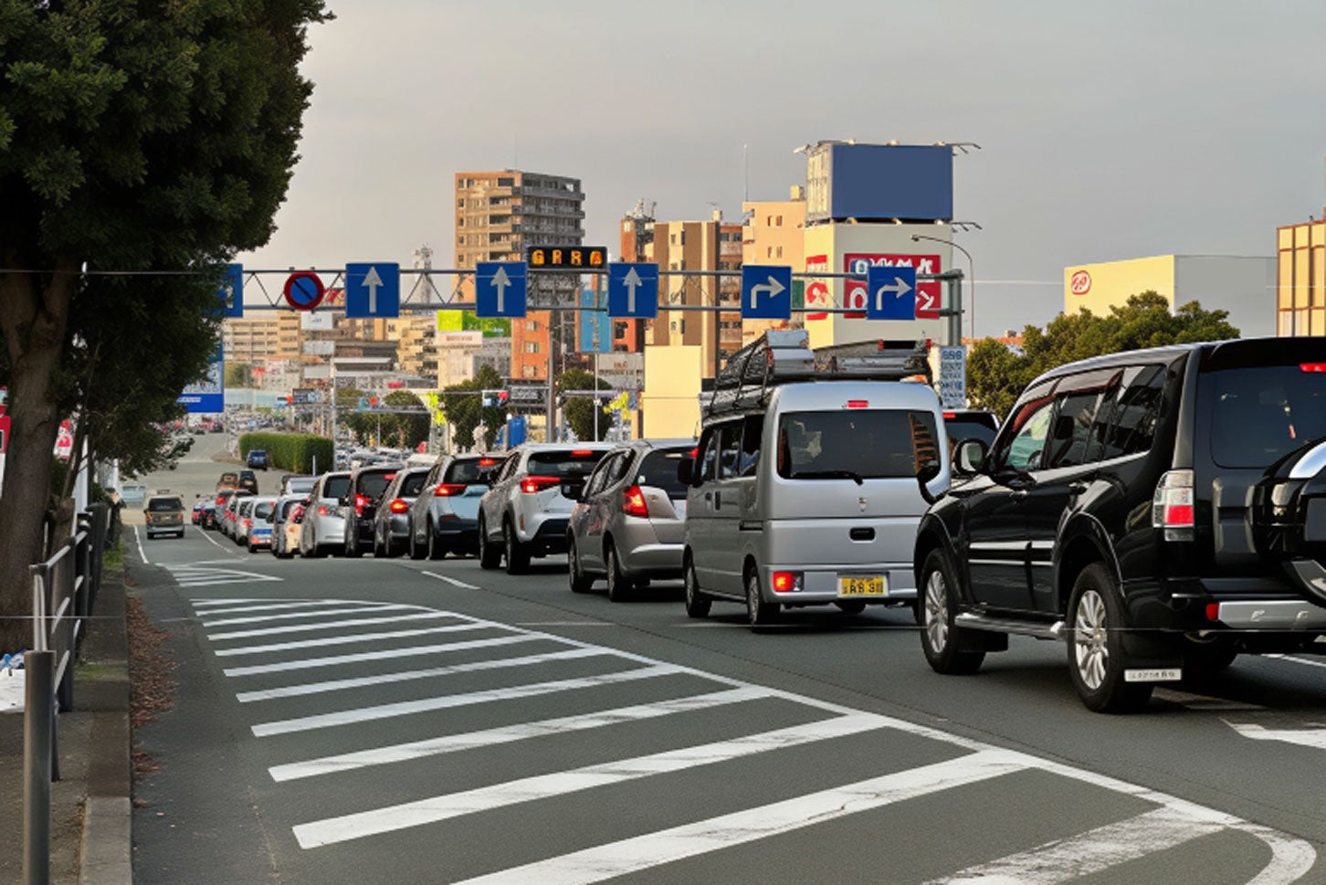 熊本市内の幹線道路である国道57号の渋滞状況。