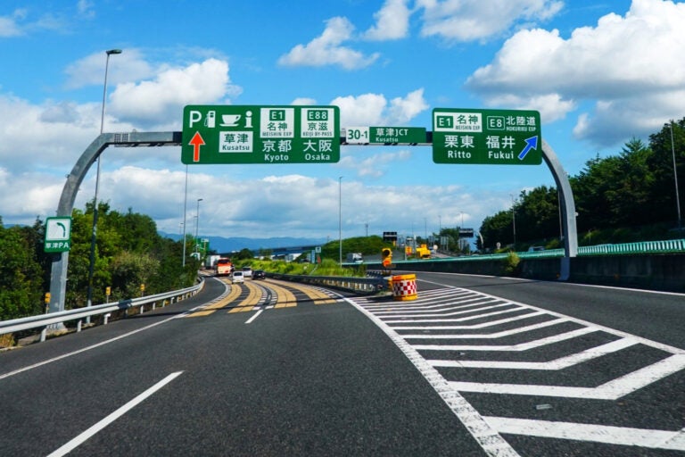 新名神高速道路と名神・名阪国道が縦でつながる！「名神名阪連絡道路」とは
