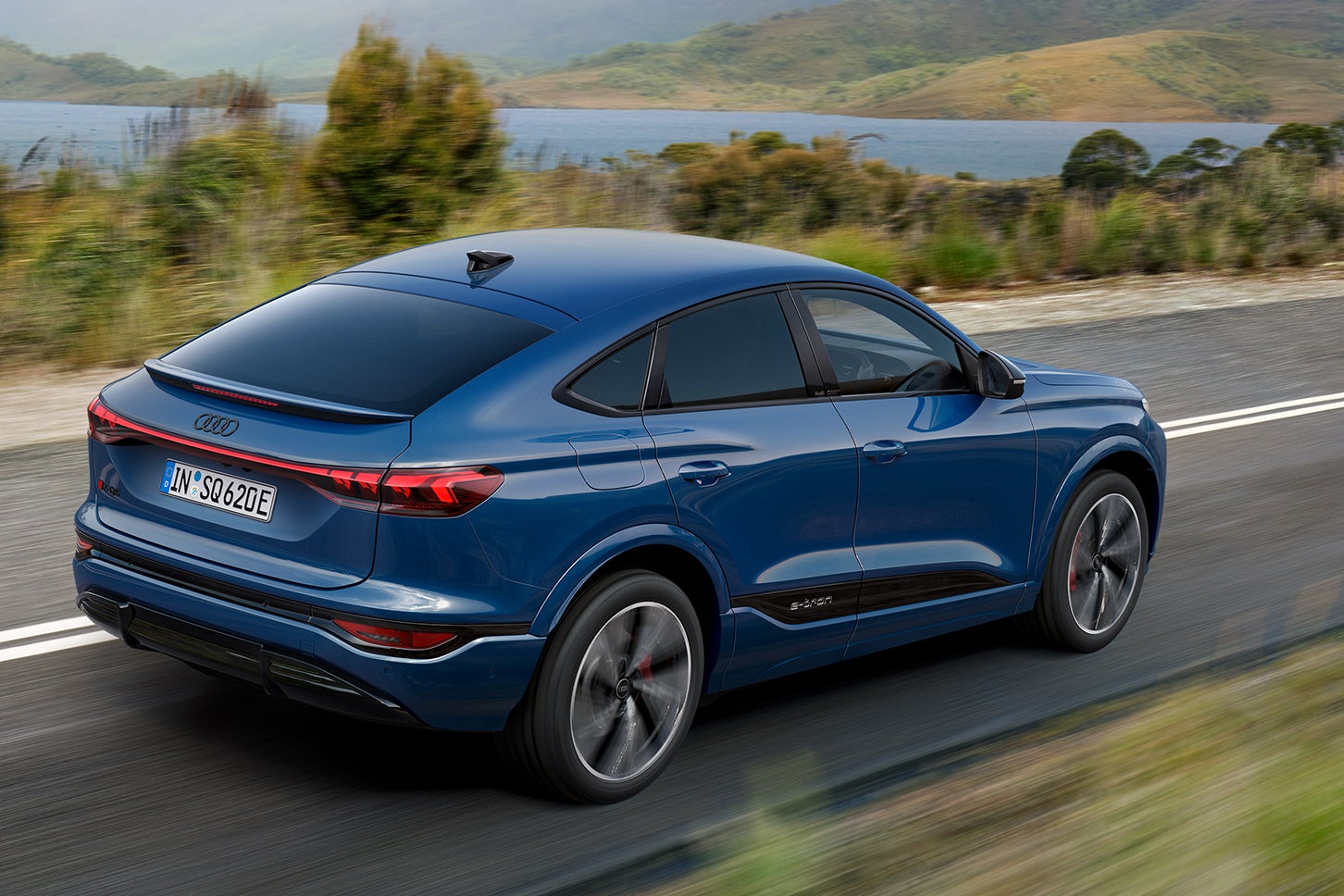 アウディSQ6スポーツバックe-tron｜Audi Q6 Sportback e-tron