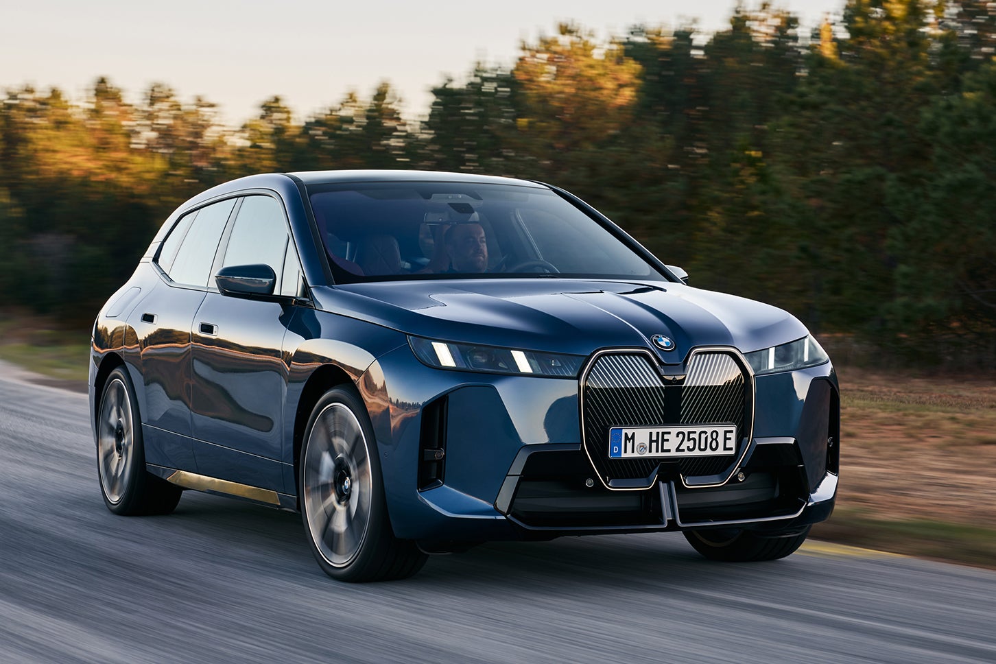 BMW iX xDrive60