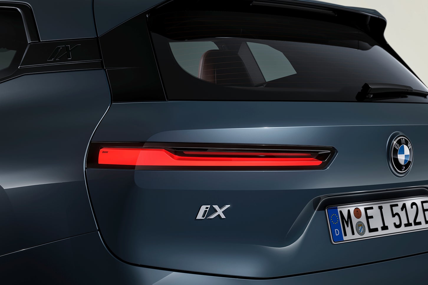 BMW iX xDrive60
