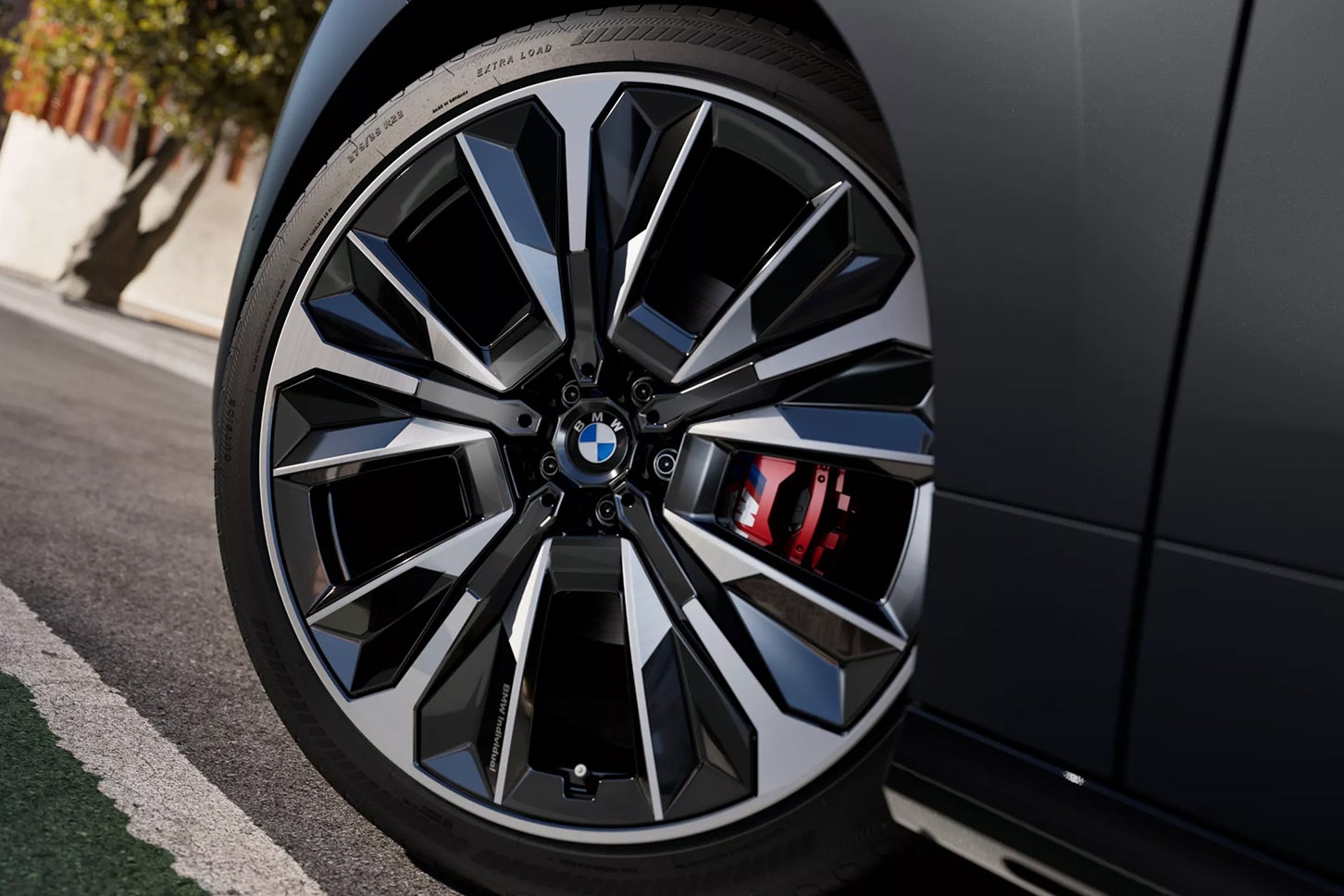BMW iX M70 xDrive ザ・ファースト・エディション｜BMW iX M70 xDrive The First Edition