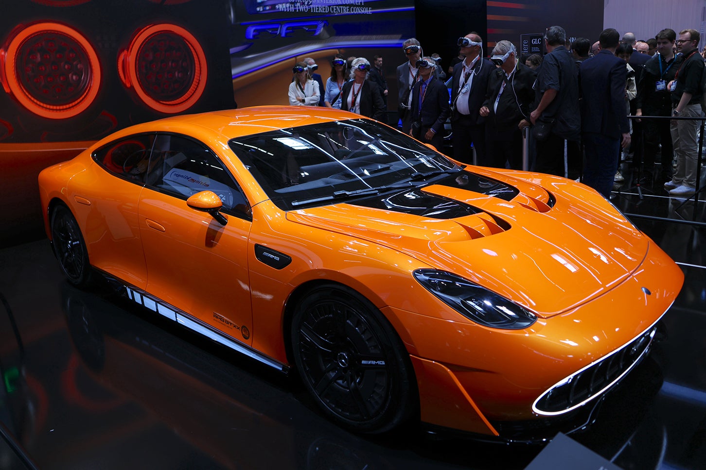 AMG「GT XXコンセプト」。最高出力1000kW超で最高速度は360km/hを超える4ドア・ハイパーEV。2025年6月に発表済だが、十分すぎるオーラを発していた。