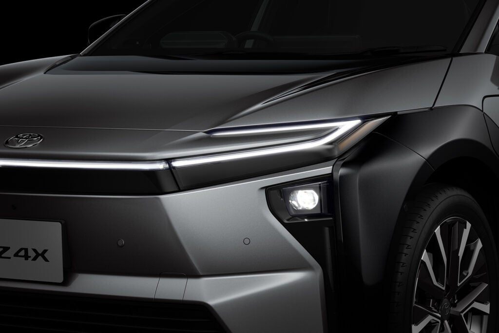 【新車外しの冬セット】トヨタ　XEAM10系　BZ4X　Zグレード前期純正 20251010-toyota-bz4x-07-