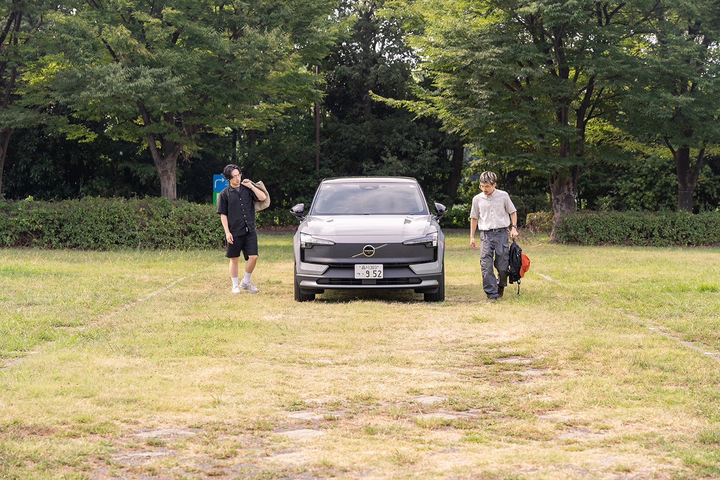 新車に乗ってみよう【ボルボEX30クロスカントリー】──連載｜CCGとクルマでどうする？＜番外編＞