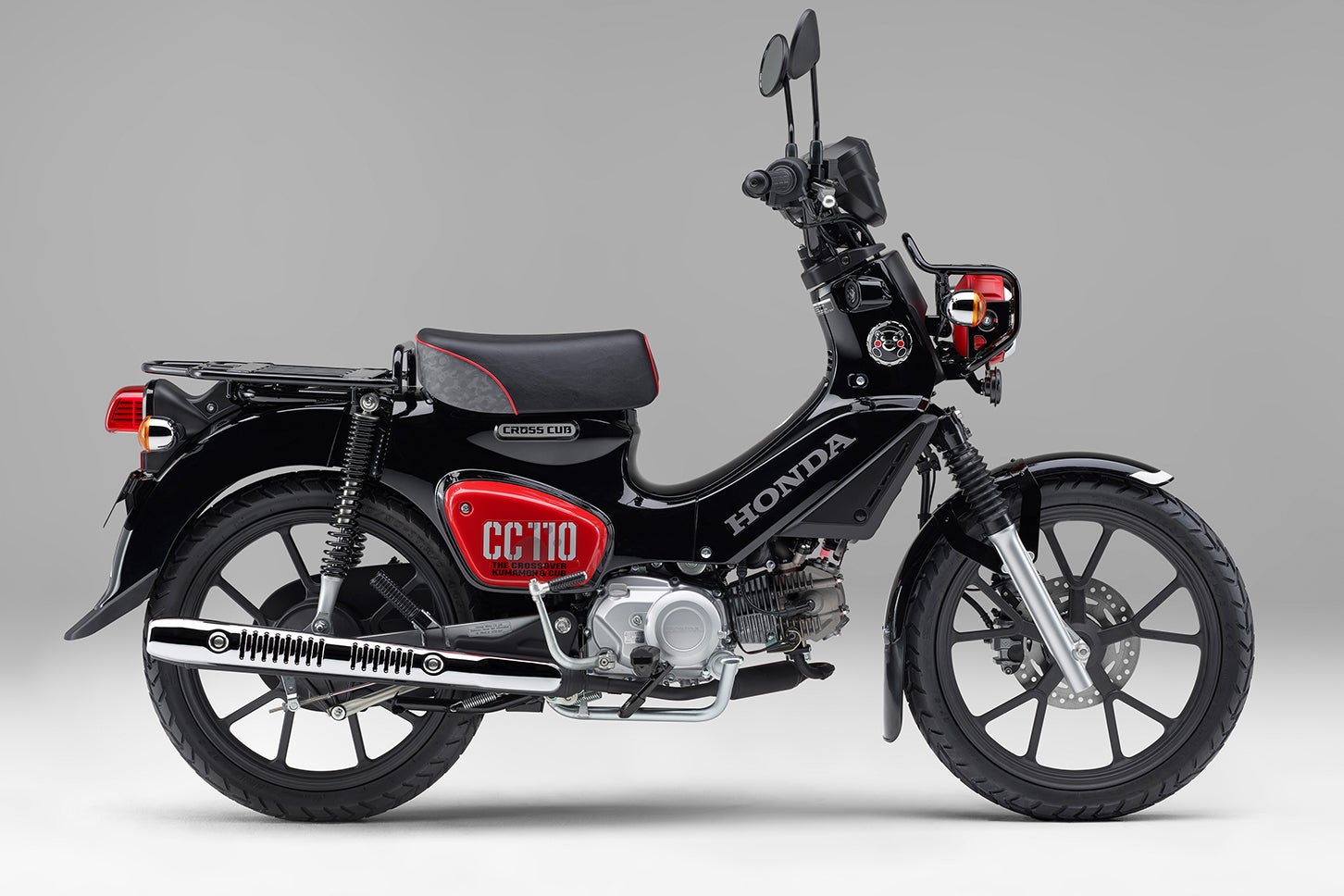 ホンダ・クロスカブ110・くまモン バージョン｜カラー：グラファイトブラック