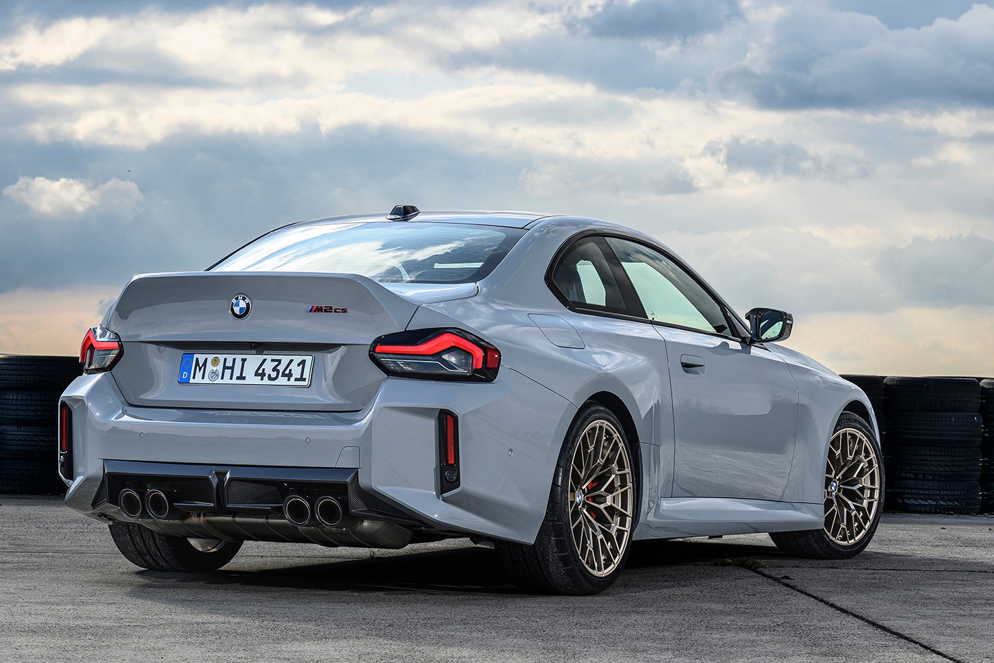 BMW M2 CS