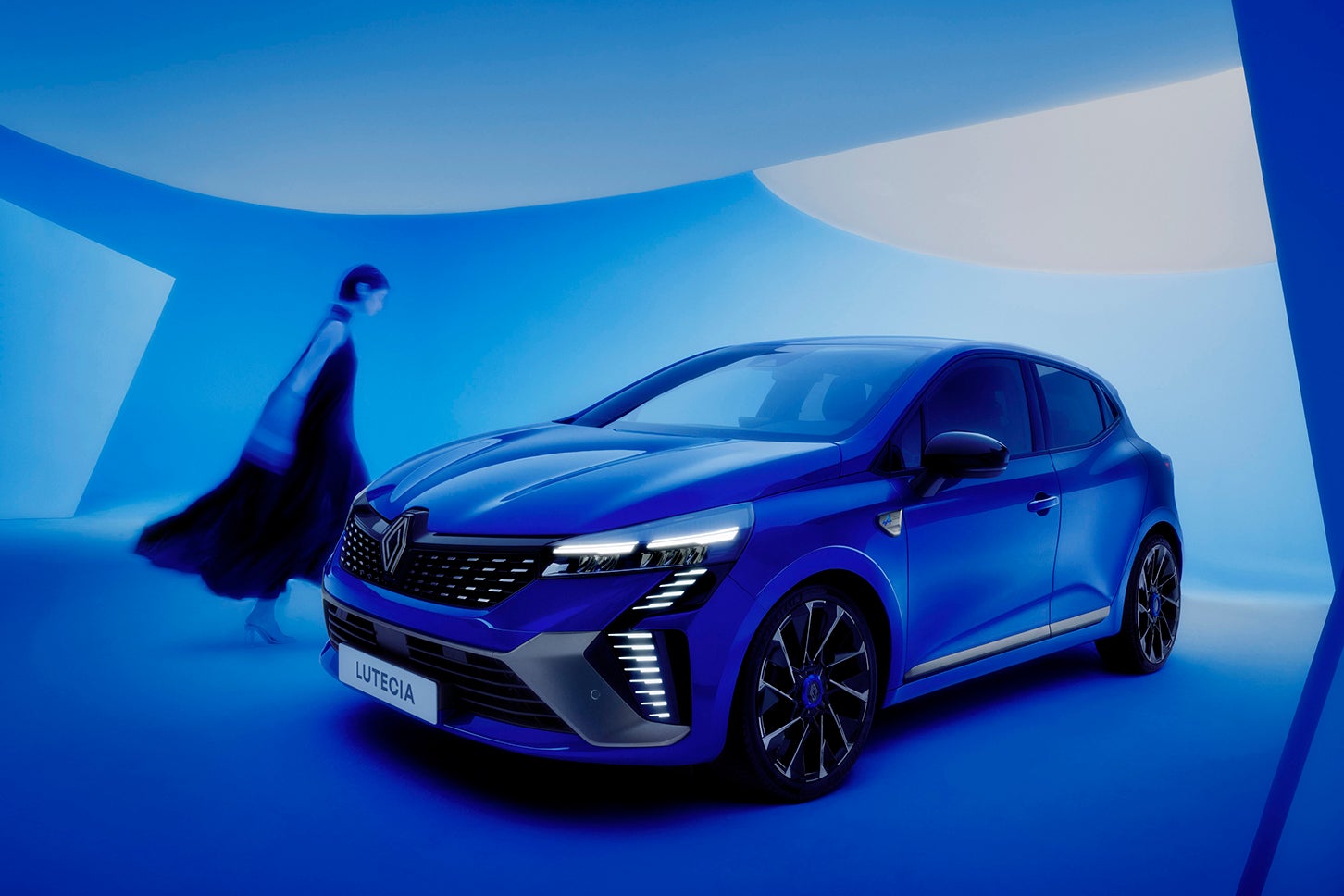 ルノー・ルーテシア エスプリ アルピーヌ フルハイブリッドE-TECH｜Renault Lutecia Esprit Alpine Full Hybrid E-TECH