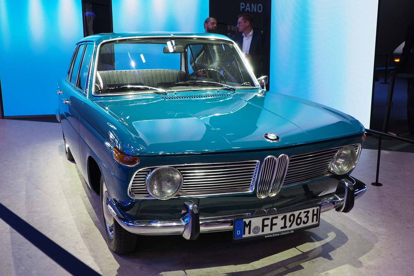 1960年代に販売されていた「ノイエ・クラッセ」も会場内に展示された