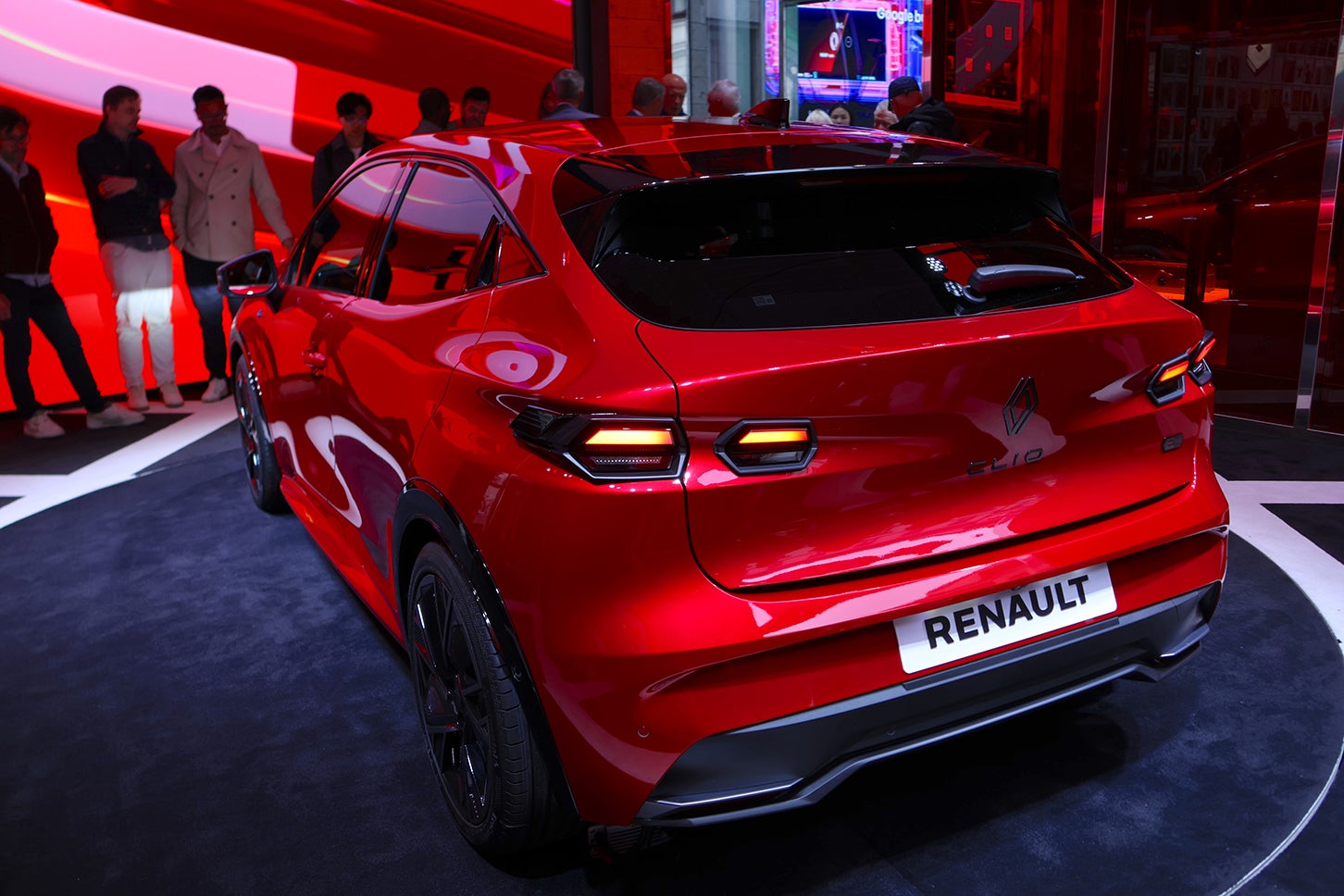 「ルノー・クリオ」