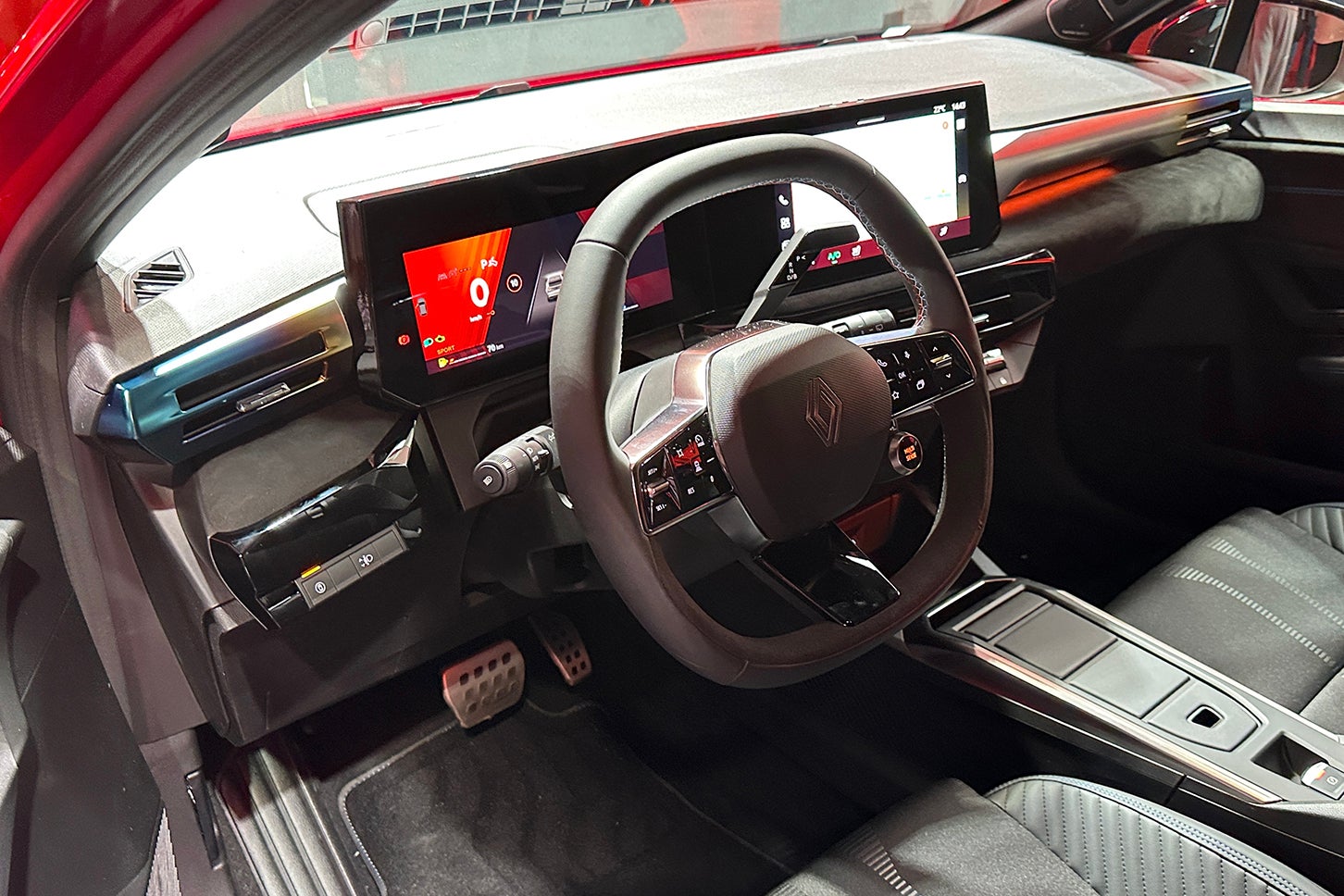 「ルノー・クリオ」のインテリア