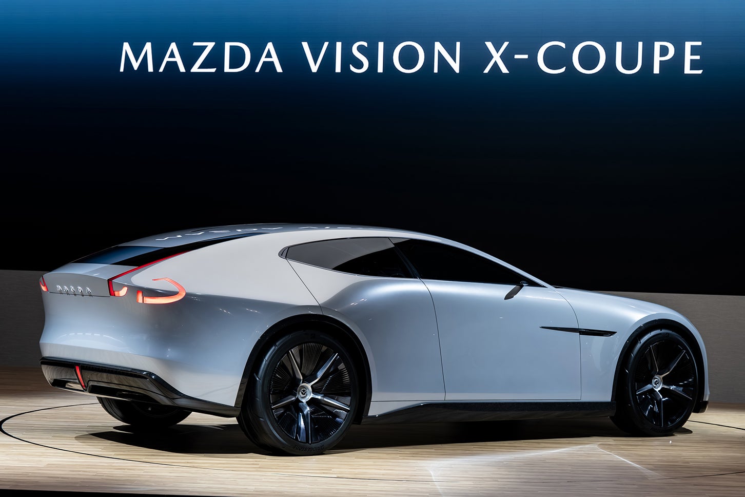 マツダ・ビジョン クロスクーペ｜Mazda Vision X-Coupe