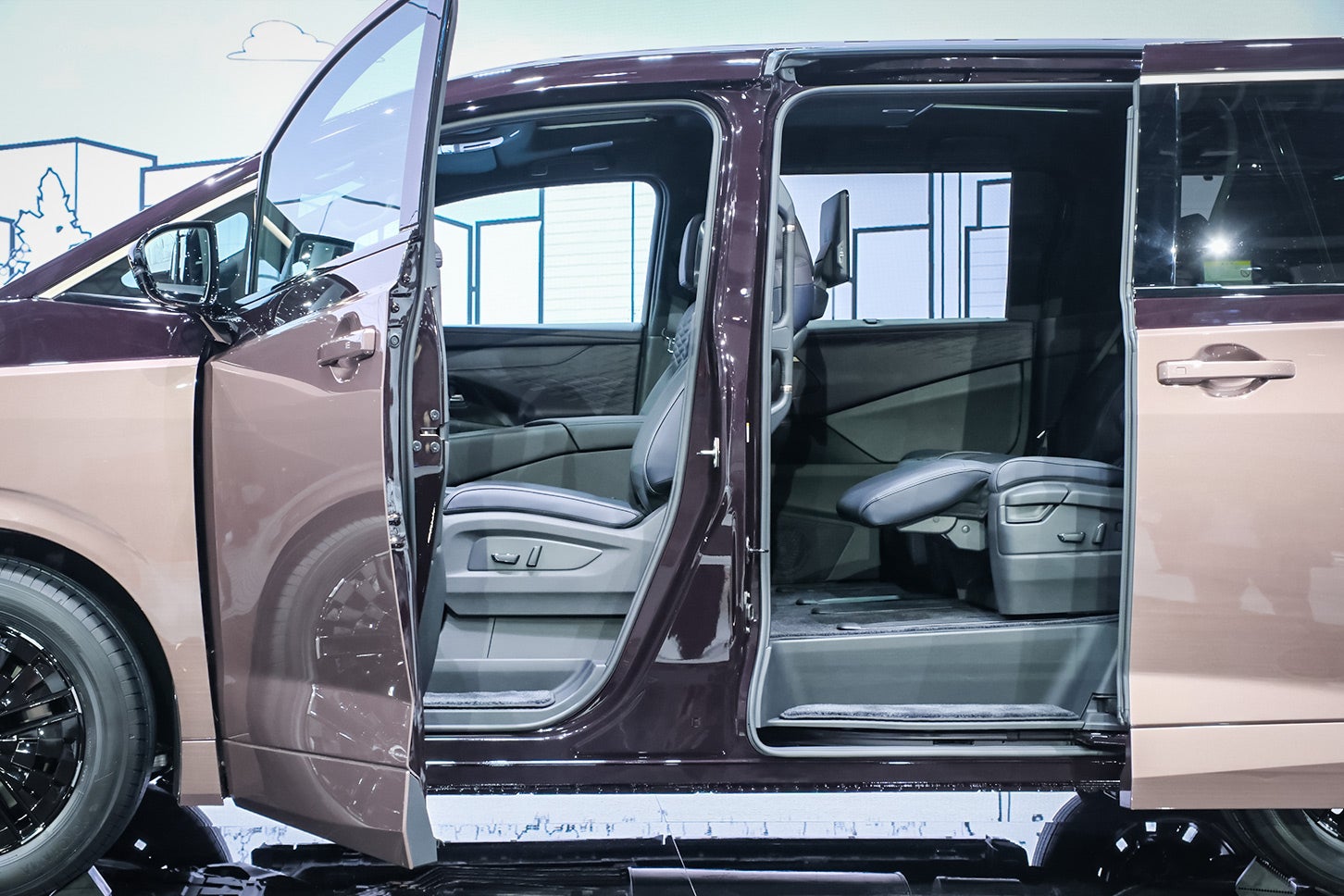 日産エルグランド｜Nissan Elgrand