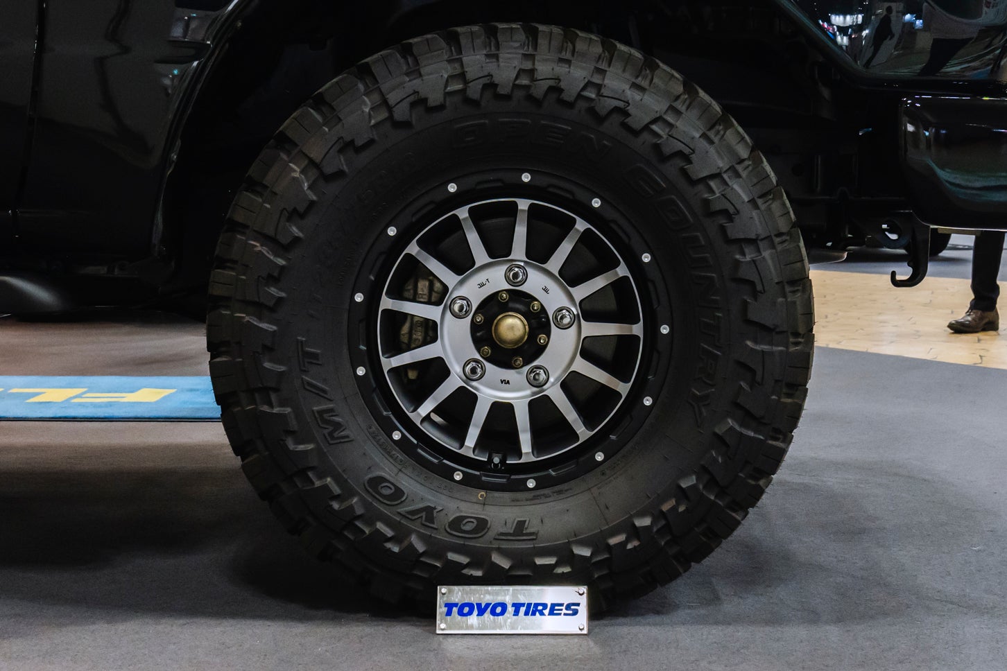 「TOYO TIRES」のオープンカントリーシリーズを装着。