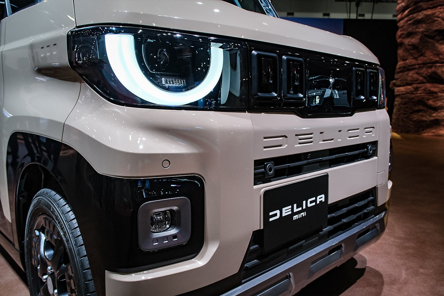 三菱デリカミニ｜Mitsubishi Delica Mini