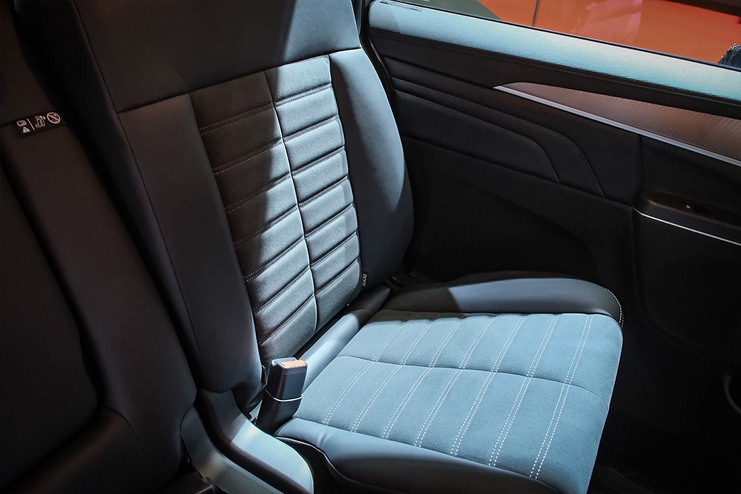 三菱デリカD:5｜Mitsubishi Delica D:5