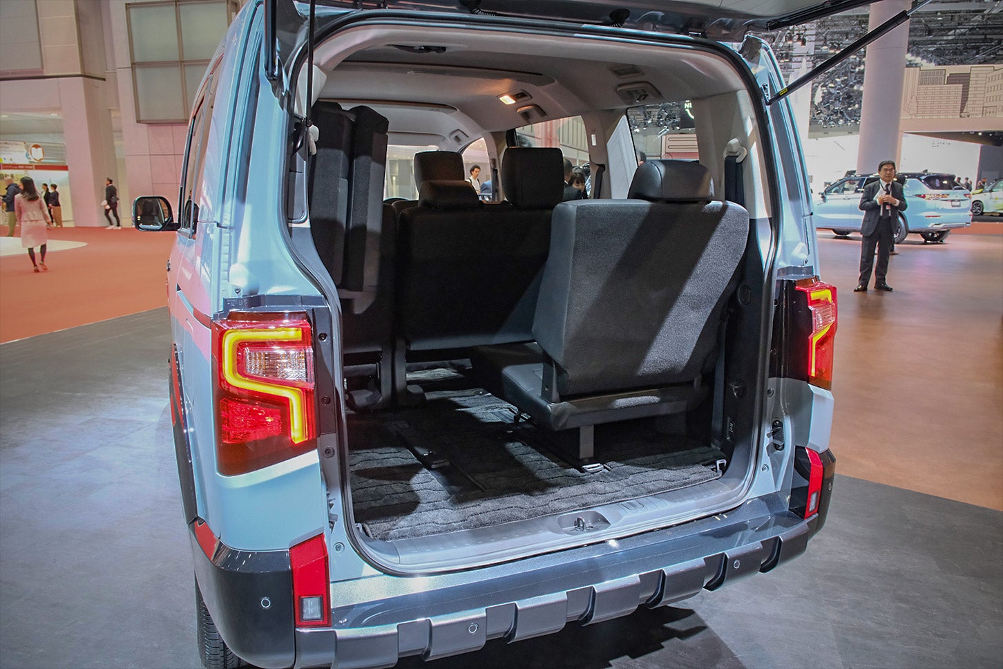 三菱デリカD:5｜Mitsubishi Delica D:5