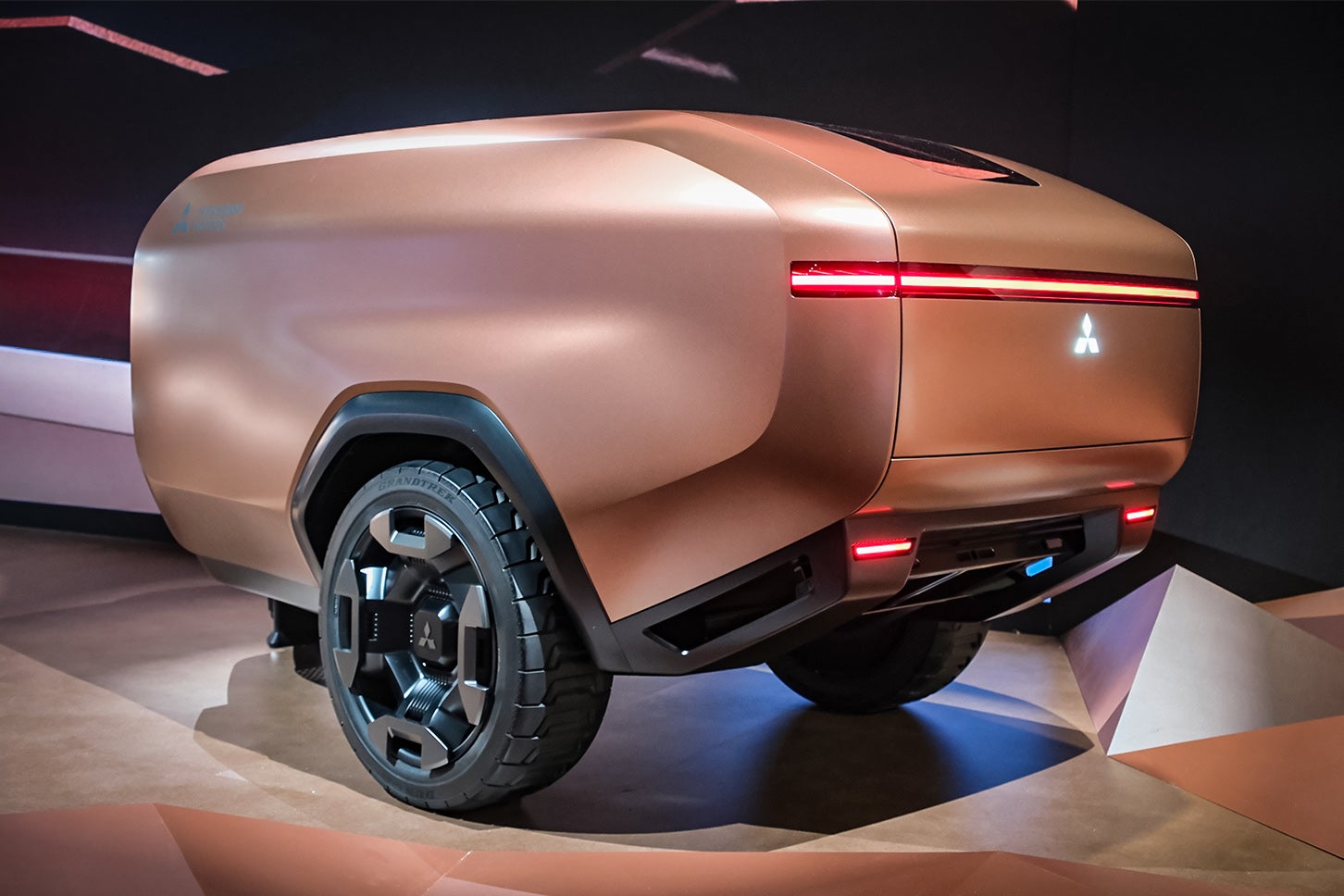 三菱エレバンス コンセプト｜Mitsubishi Elevance Concept