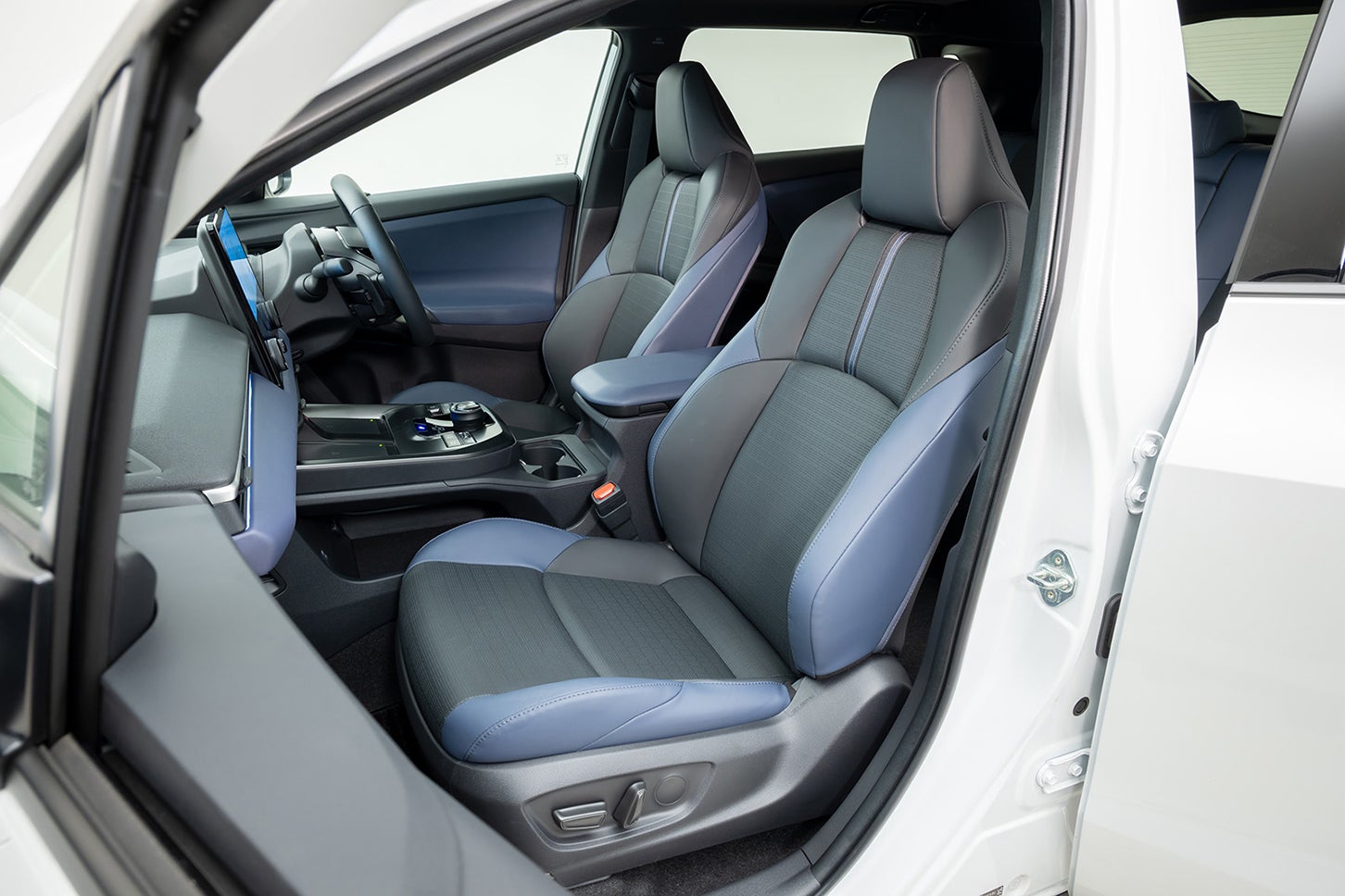 スバル・ソルテラ ET-HS｜Subaru Solterra ET-HS