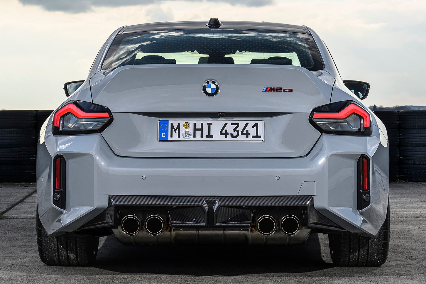 BMW M2 CS