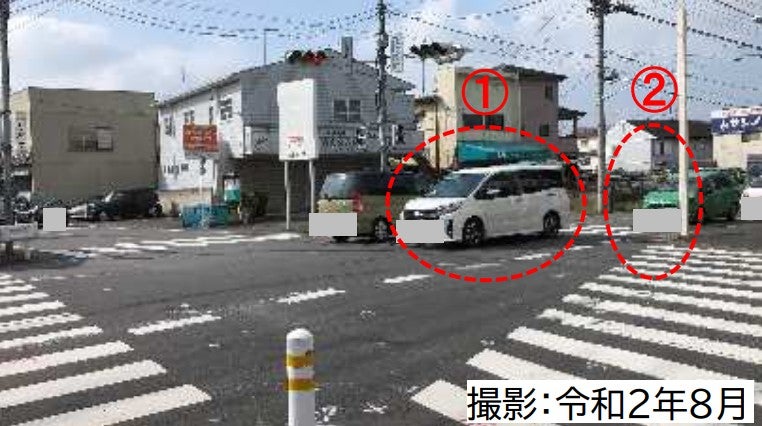 さいたま春日部線の七里駅入口交差点。