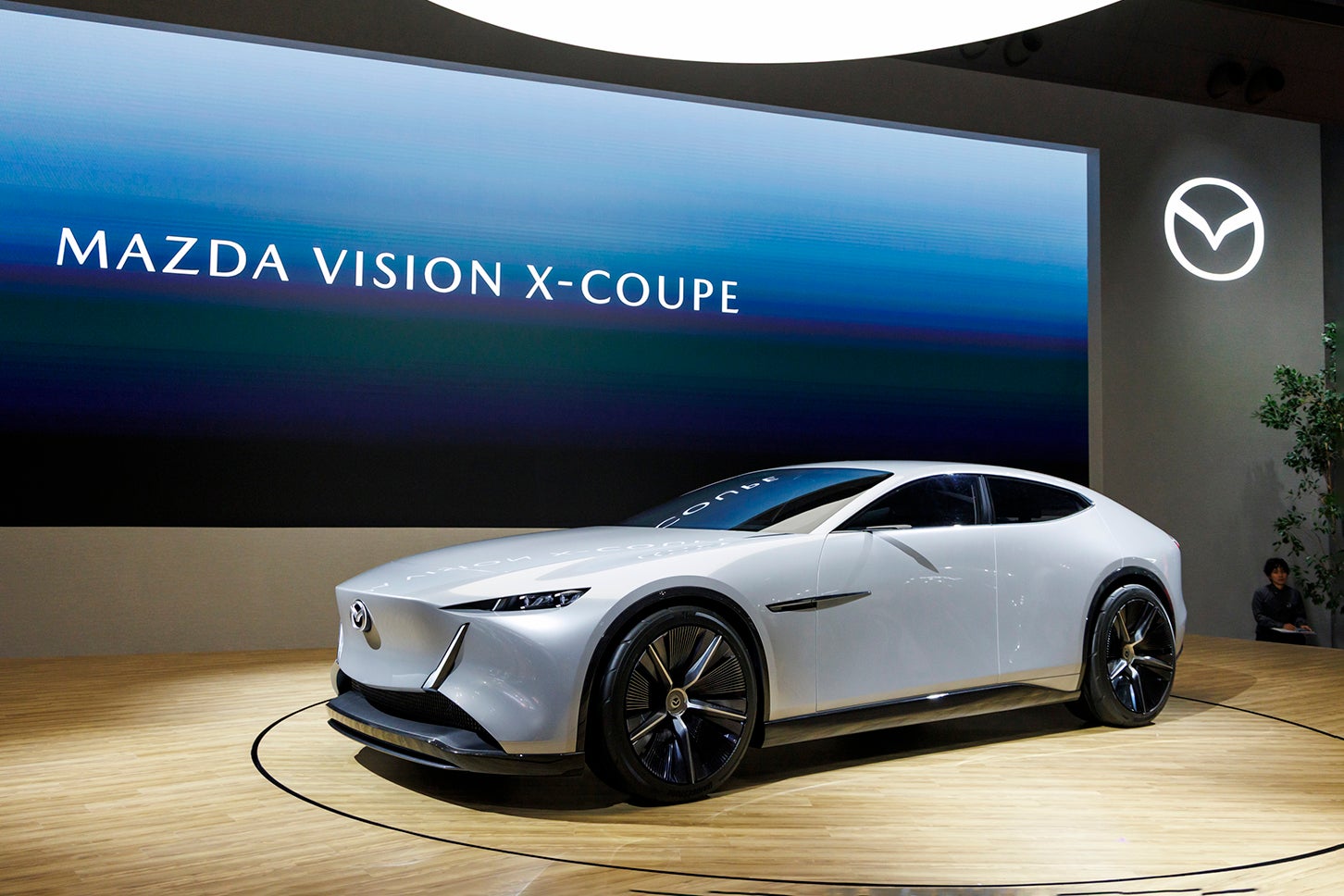 マツダ・ビジョン クロスクーペ｜Mazda Vision X-Coupe