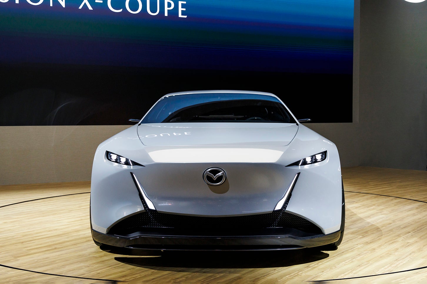 マツダ・ビジョン クロスクーペ｜Mazda Vision X-Coupe