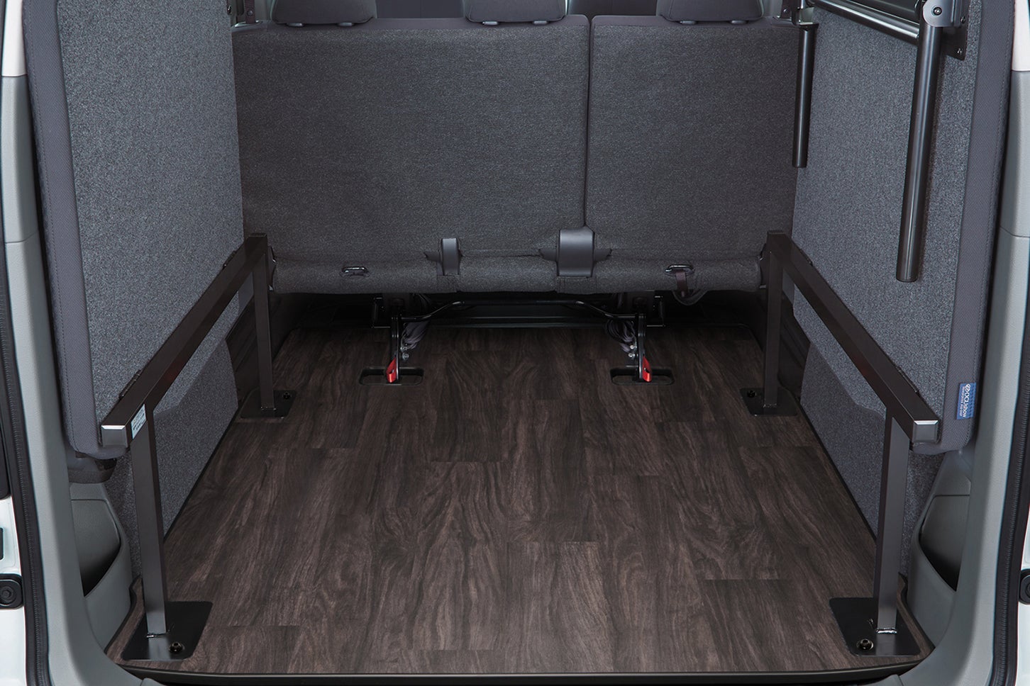 日産NV200バネット マルチベッド